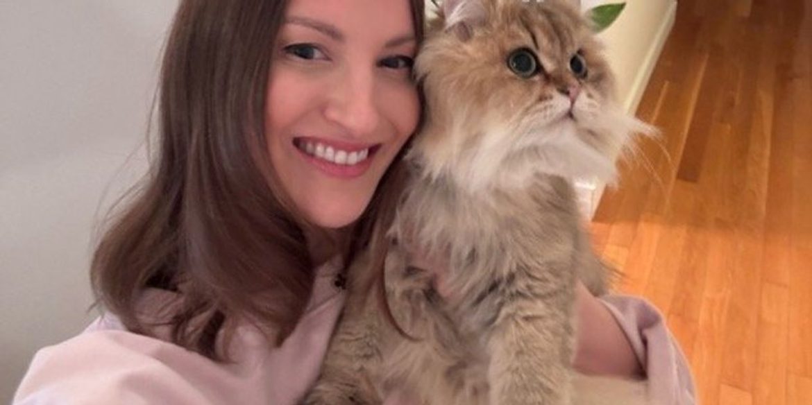 I Thought I Could Handle My Eating Disorder on My Own Because It Didn’t Happen Every Day — but I Was Wrong.